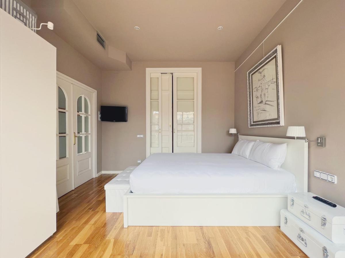 Stay U-Nique Apartments Urquinaona برشلونة المظهر الخارجي الصورة