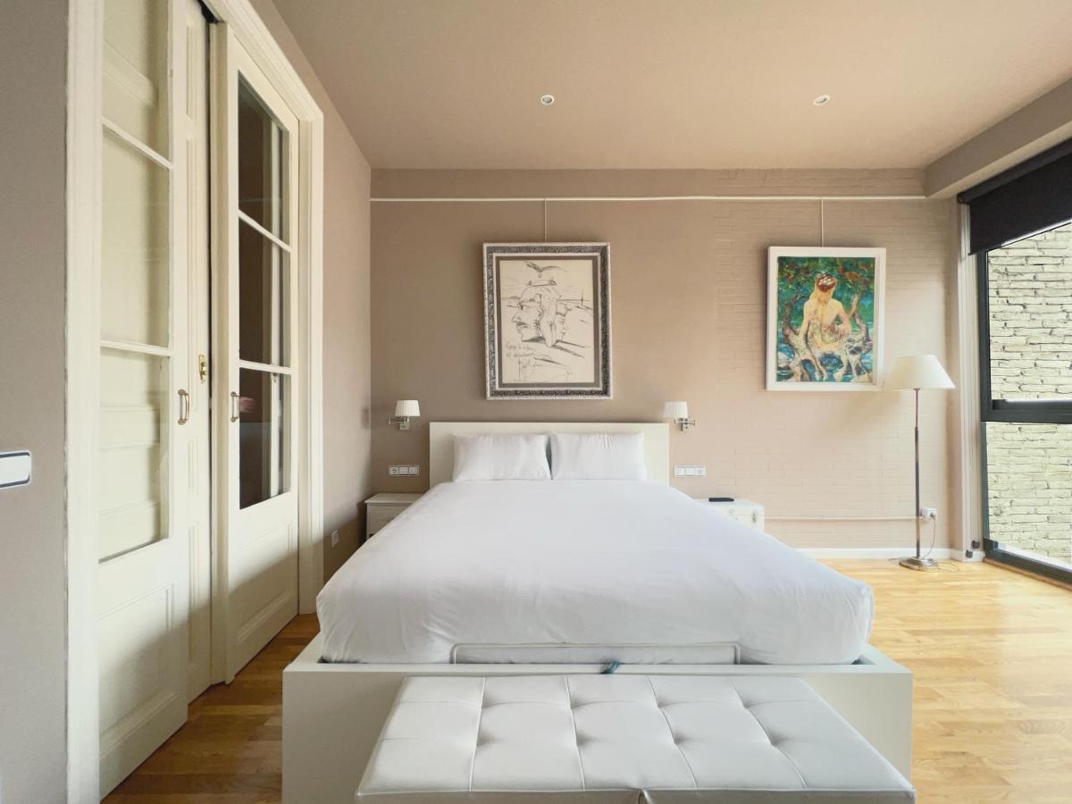 Stay U-Nique Apartments Urquinaona برشلونة المظهر الخارجي الصورة